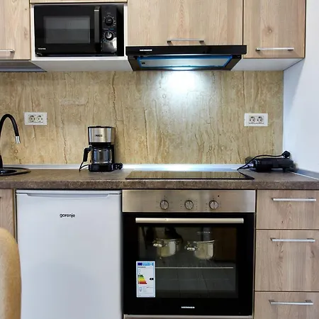 1 Mng Tomis Promenada *