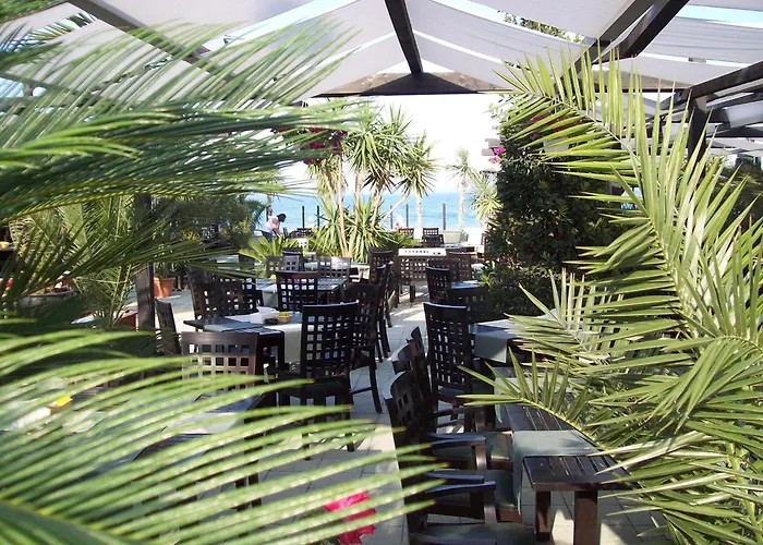 1 Mng Tomis Promenada Апартаменты