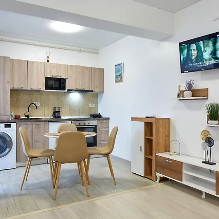 1 Mng Tomis Promenada * Năvodari