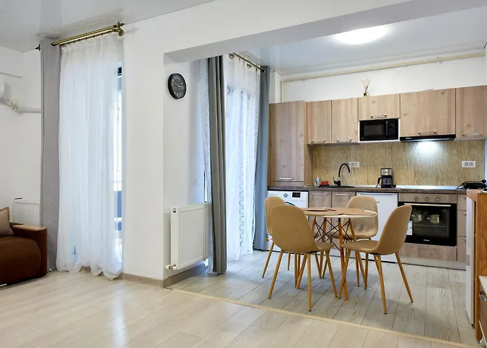 アパート 1 Mng Tomis Promenada ナボダリ